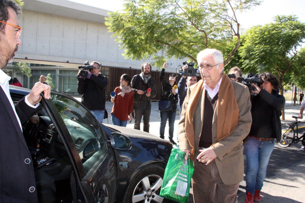 Daniel Osácar, extesorero de CDC a su llegada al juzgado de El Vendrell. Daniel Osácar, extesorero de CDC a su llegada al juzgado de El Vendrell.
