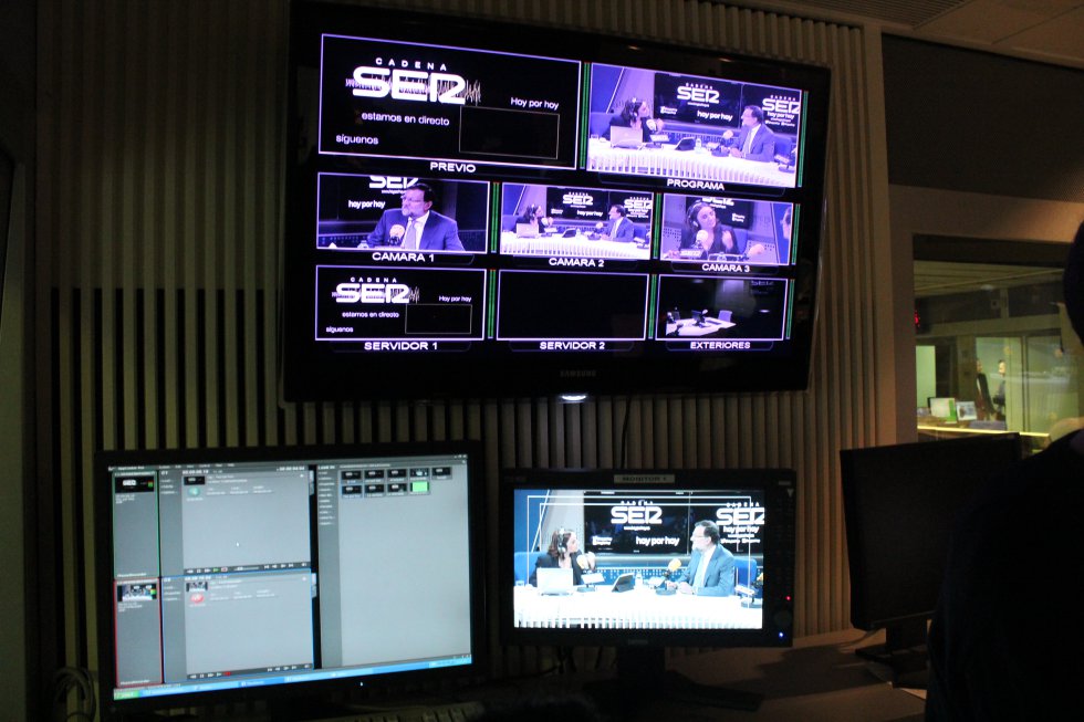 Vista del control de emisión durante la entrevista de Mariano Rajoy en la SER Vista del control de emisión durante la entrevista de Mariano Rajoy en la SER