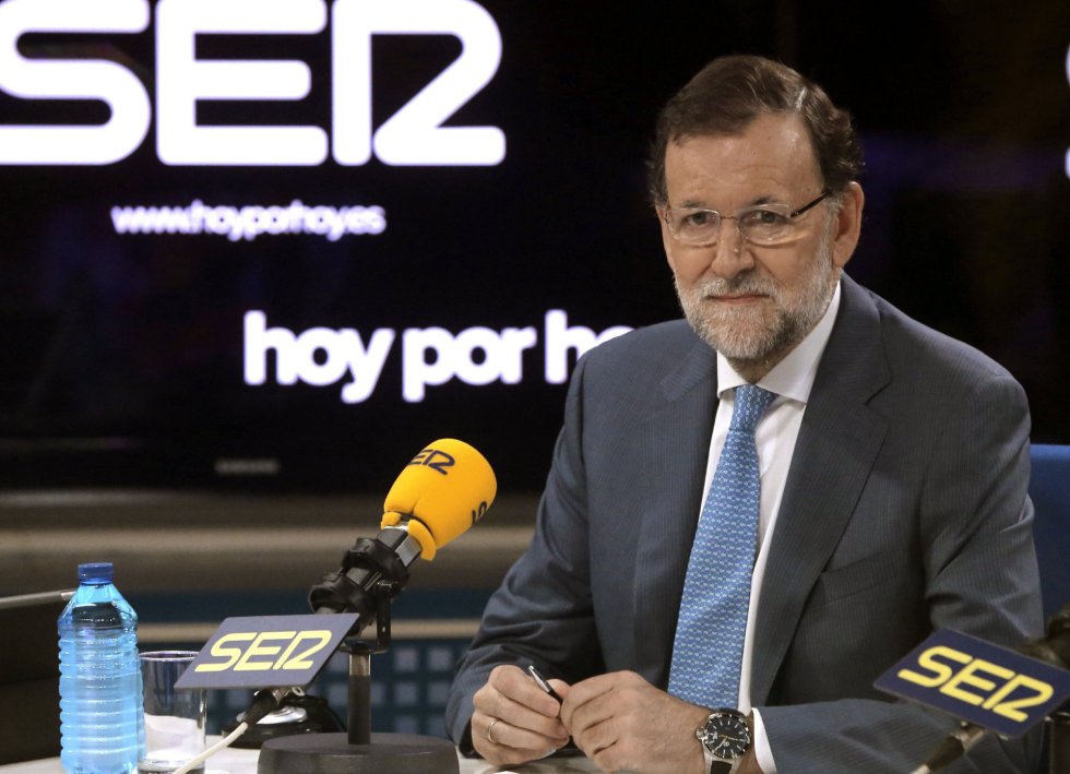 Entrevista al presidente del gobierno, Mariano Rajoy, en 'Hoy por Hoy' con Pepa Bueno Entrevista al presidente del gobierno, Mariano Rajoy, en 'Hoy por Hoy' con Pepa Bueno