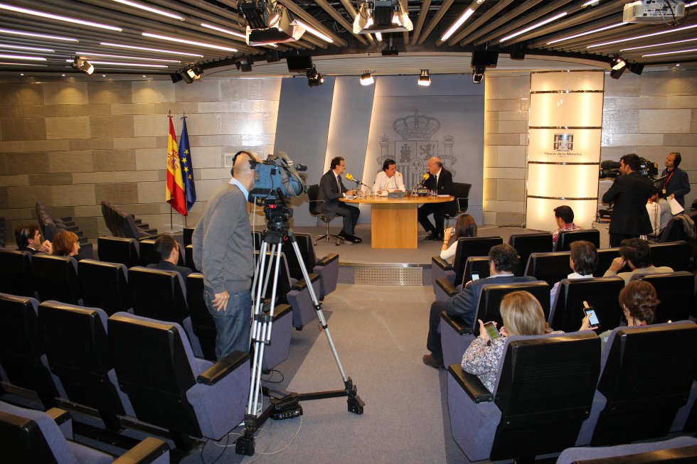 Panorámica del estudio improvisado en La Moncloa durante el programa Panorámica del estudio improvisado en La Moncloa durante el programa