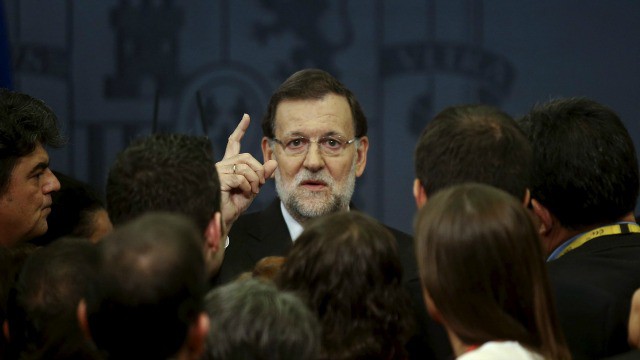 Rajoy avisa a Mas: &quot;Sin el respeto a la ley cualquier gobierno pierde su legitimidad&quot;
