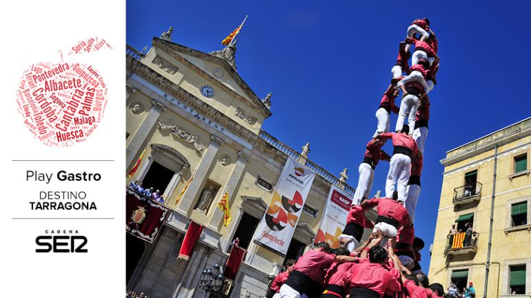'Castells' durante las fiestas de Santa Tecla, que se celebran a finales de septiembre en Tarragona.