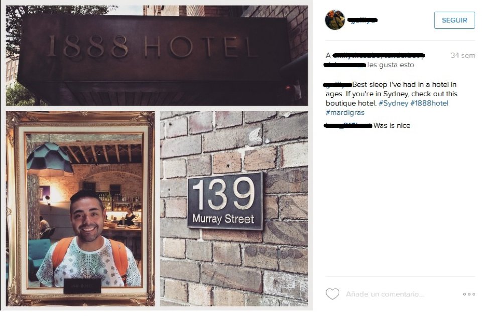 Fotomontaje realizado por un cliente del 1888 Hotel de Sydney (Australia). El marco está colocado en la recepción para que el huésped saque la primera foto con la recepción de fondo y la comparta en Instagram con la etiqueta #1888Hotel. Fotomontaje realizado por un cliente del 1888 Hotel de Sydney (Australia). El marco está colocado en la recepción para que el huésped saque la primera foto con la recepción de fondo y la comparta en Instagram con la etiqueta #1888Hotel.