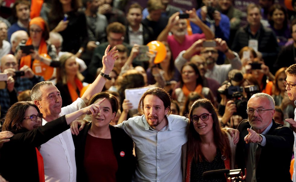 El candidato de Podemos a la Presidencia del Gobierno, Pablo Iglesias, cierra la campaña electoral de Compromís-Podemos junto a la vicepresidenta del Consell, Mónica Oltra, y la alcaldesa de Barcelona, Ada Colau El candidato de Podemos a la Presidencia del Gobierno, Pablo Iglesias, cierra la campaña electoral de Compromís-Podemos junto a la vicepresidenta del Consell, Mónica Oltra, y la alcaldesa de Barcelona, Ada Colau