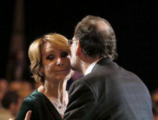El presidente del Gobierno, Mariano Rajoy, y la presidenta del PP de Madrid, Esperanza Aguirre.