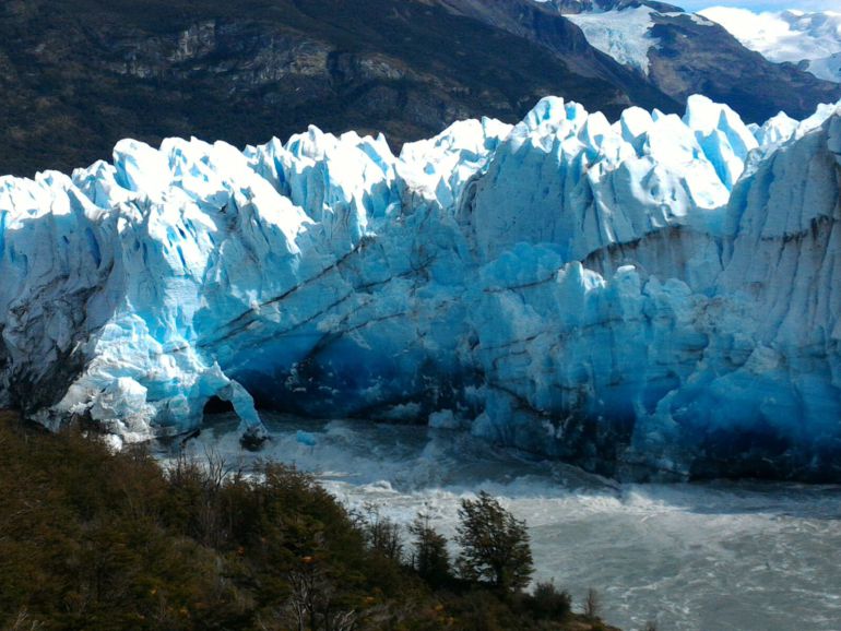 Perito Moreno El Glaciar Perito Moreno Inicia Su Espectacular Proceso De Ruptura Natural Ciencia Y Tecnologia Cadena Ser