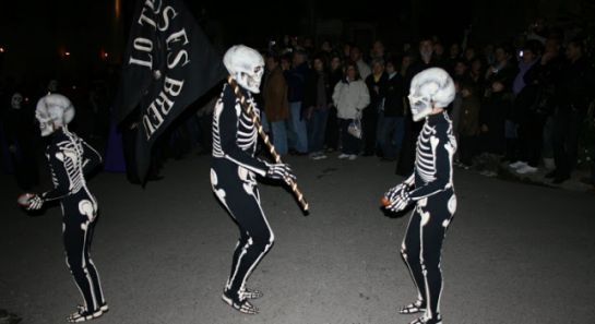 Los esqueletos que pasean por las calles de Verges-