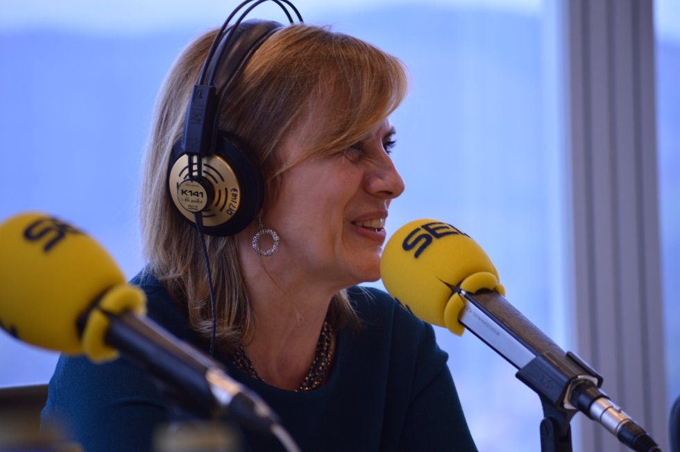 Gemma Nierga emitiendo el Hoy por Hoy desde la Torre Iberdrola de Bilbao Gemma Nierga emitiendo el Hoy por Hoy desde la Torre Iberdrola de Bilbao