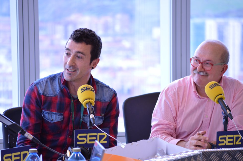 El cocinero Eneko Atxa y el pastelero bilbaino Manuel Angulo en Hoy por Hoy El cocinero Eneko Atxa y el pastelero bilbaino Manuel Angulo en Hoy por Hoy