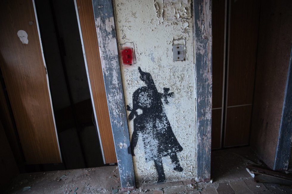 Cerca de 47.000 personas de Pripyat fueron evacuadas. tras la explosión. Cerca de 47.000 personas de Pripyat fueron evacuadas. tras la explosión.