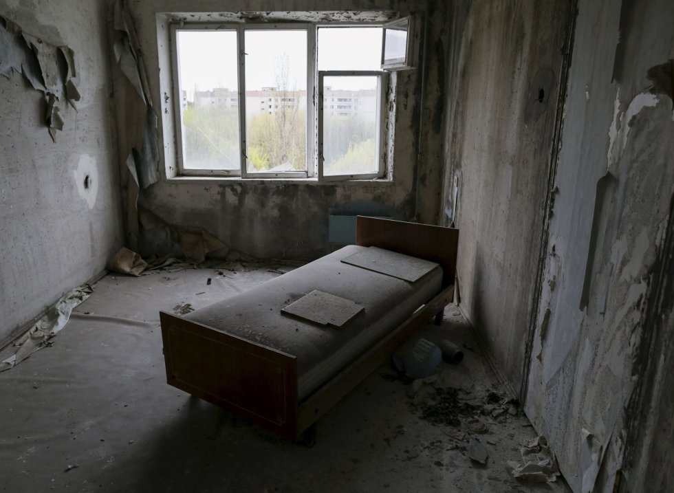 Interior de un piso abandonado en Pripyat. Interior de un piso abandonado en Pripyat.
