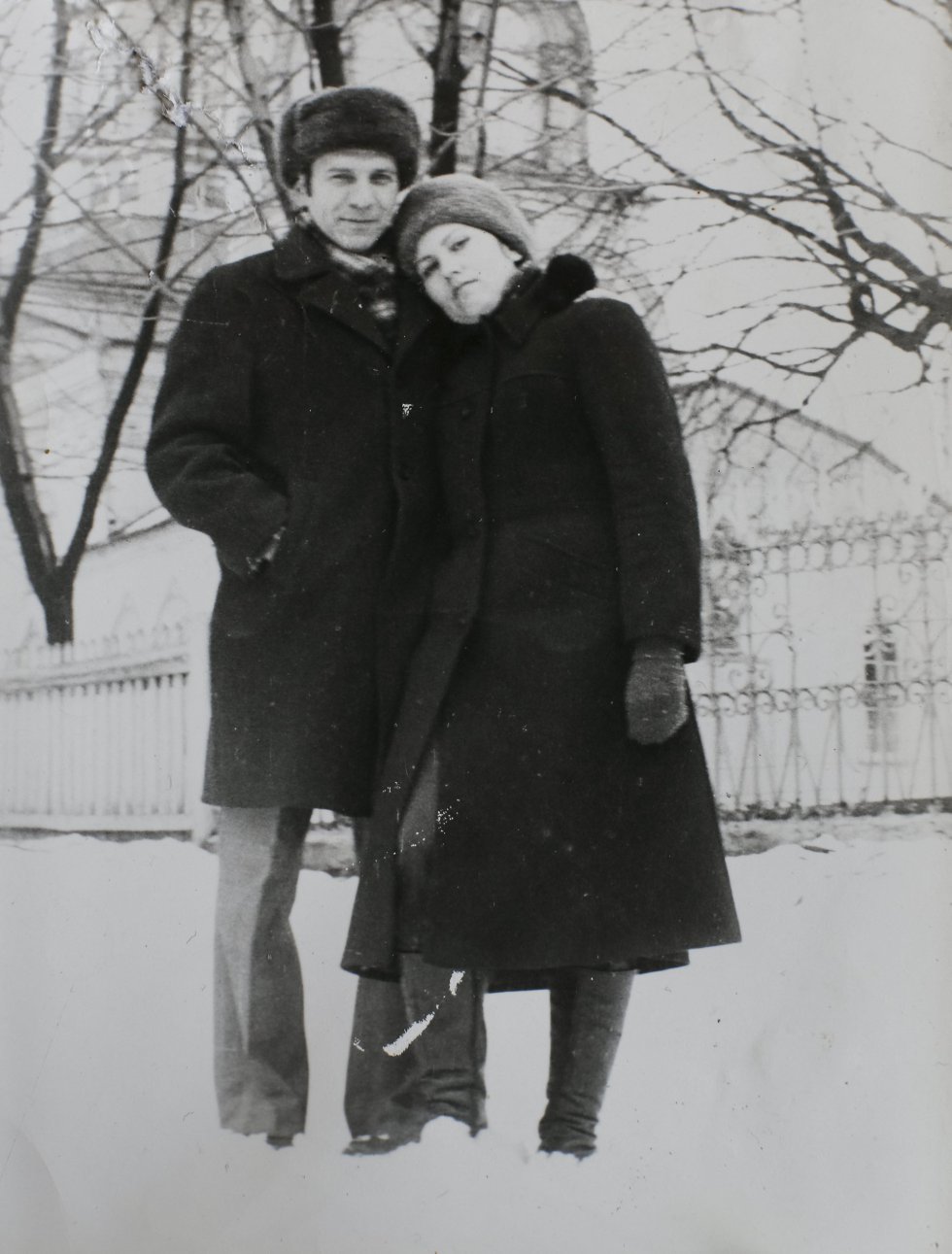 Zoya Perevozchenko (derecha) vivía feliz en Pripyat hasta el 26 de abril de 1986. Zoya Perevozchenko (derecha) vivía feliz en Pripyat hasta el 26 de abril de 1986.
