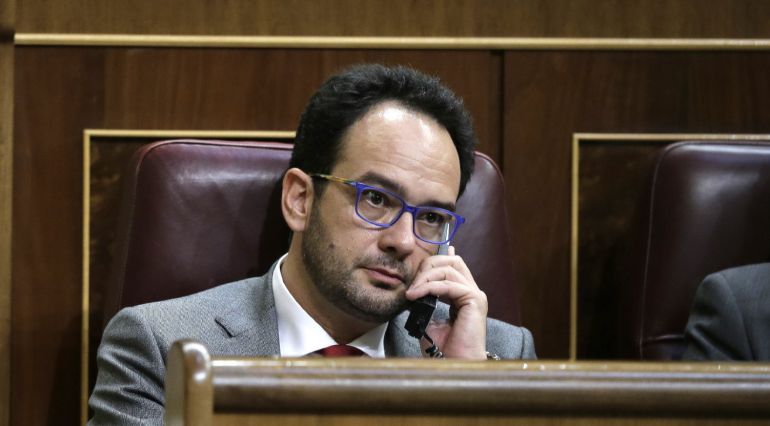 El portavoz parlamentario del PSOE Antonio Hernando.