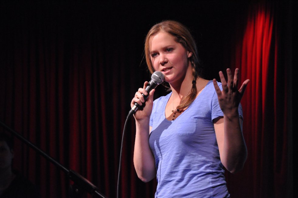 La humorista Amy Schumer opinó, tras conocer la noticia de que Trump se presentaría a las elecciones, que se mudaría a España. La humorista Amy Schumer opinó, tras conocer la noticia de que Trump se presentaría a las elecciones, que se mudaría a España.