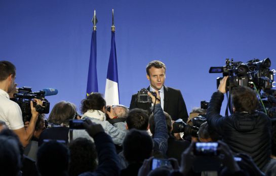 Emmanuel Macron oficializa su candidatura a las presidenciales franacesas.