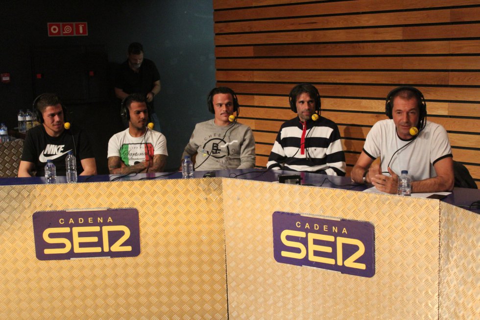 Raúl Lizoain, Viera, Roque Mesa y Valerón, en el programa de El Larguero en Las Palmas Raúl Lizoain, Viera, Roque Mesa y Valerón, en el programa de El Larguero en Las Palmas