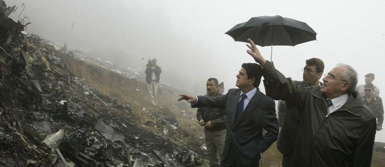 Federico Trillo, entonces ministro de Defensa, visitó el lugar del accidente del Yak-42 en 2003. 