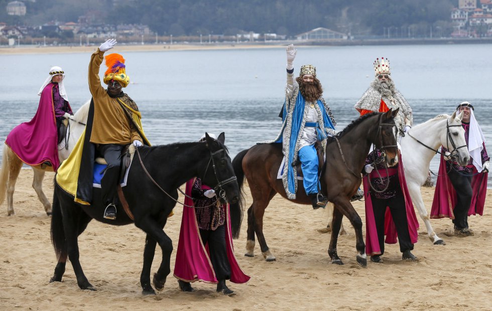 Los Reyes Magos Llegan A España Por Tierra Mar Y Aire Fotogalería España Cadena Ser 