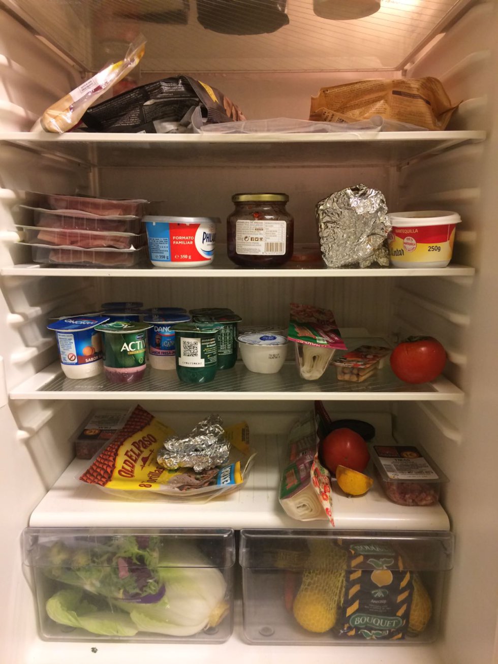 Este es el interior del frigorífico de Gemma Nierga. Este es el interior del frigorífico de Gemma Nierga.