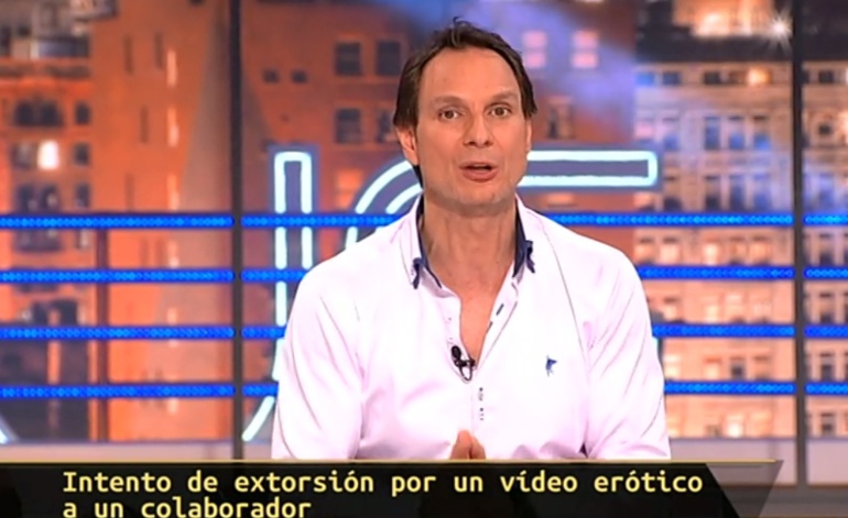 Javier Cárdenas denuncia extorsión en 'Hora Punta'