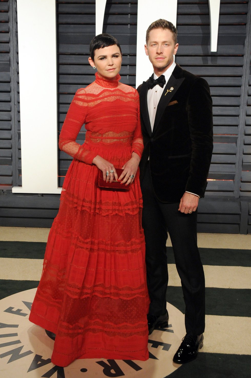 Ginnifer Goodwin y Josh Dallas en la fiesta de Vanity Fair. Ginnifer Goodwin y Josh Dallas en la fiesta de Vanity Fair.