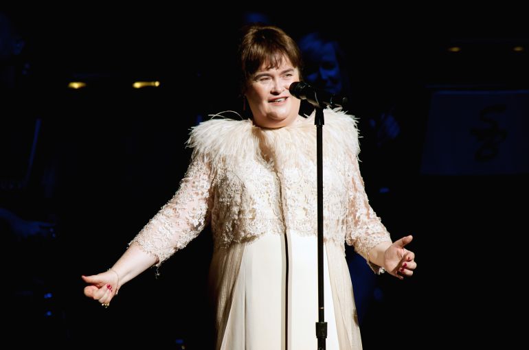 Un Grupo De Jovenes Agreden A La Cantante Escocesa Susan Boyle Gente Cadena Ser