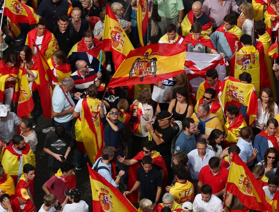 Las manifestaciones en Madrid a favor y en contra del 1-O en ...