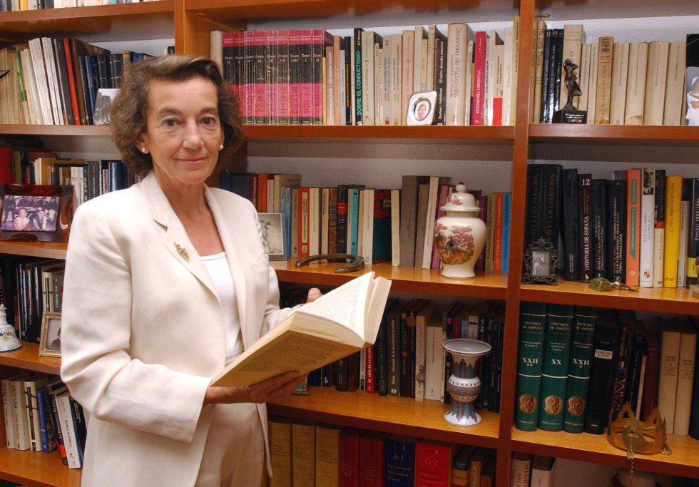 Cristina Alberdi, primera mujer en el Consejo del Poder Judicial (1985-1990). Cristina Alberdi, primera mujer en el Consejo del Poder Judicial (1985-1990).
