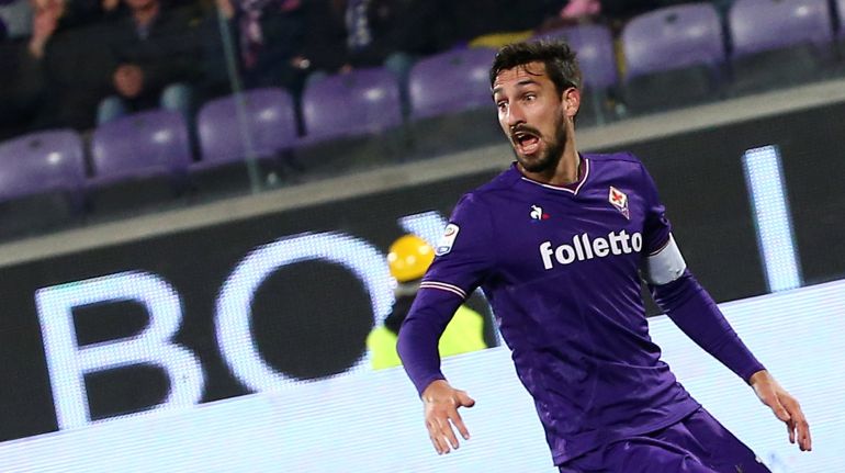 Davide Astori, en un encuentro con la Fiorentina.