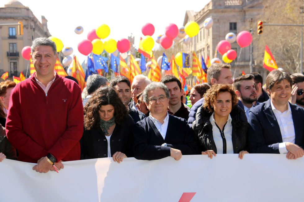 [Ciutadans] Manifestación: "Fuera el zorro del gallinero, Oficina Antifrau independiente" 1521379929_016610_1521395514_album_normal