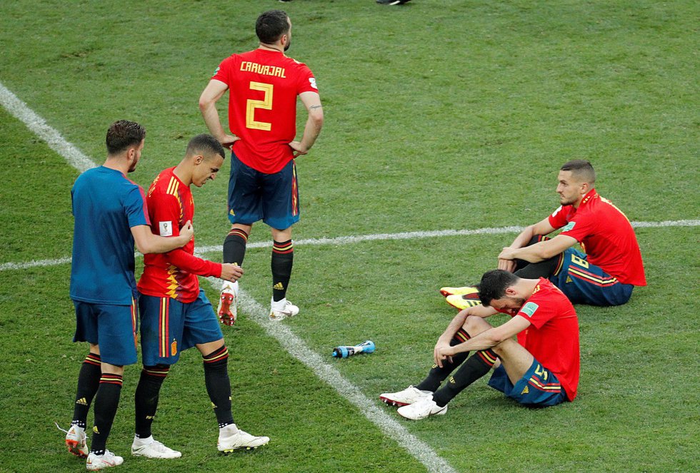 Carvajal, Rodrigo, Koke, Busquets y Saúl se lamentan tras la eliminación Carvajal, Rodrigo, Koke, Busquets y Saúl se lamentan tras la eliminación