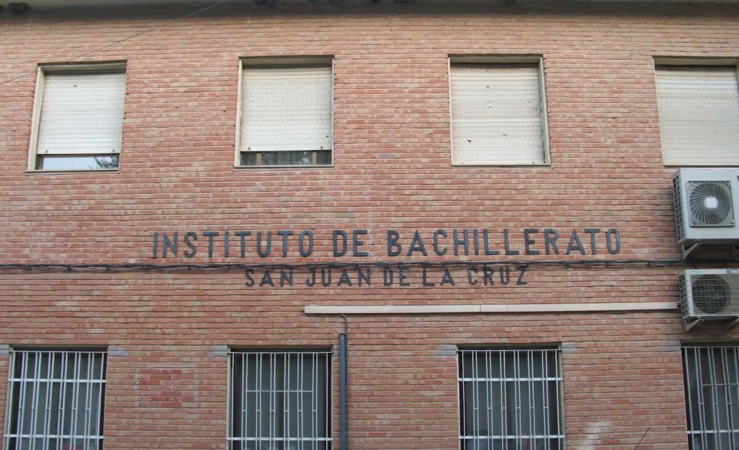Hoy se incorporan a las clases los alumnos de secundaria, bachillerato Hoy se incorporan a las clases los alumnos de secundaria, bachillerato
