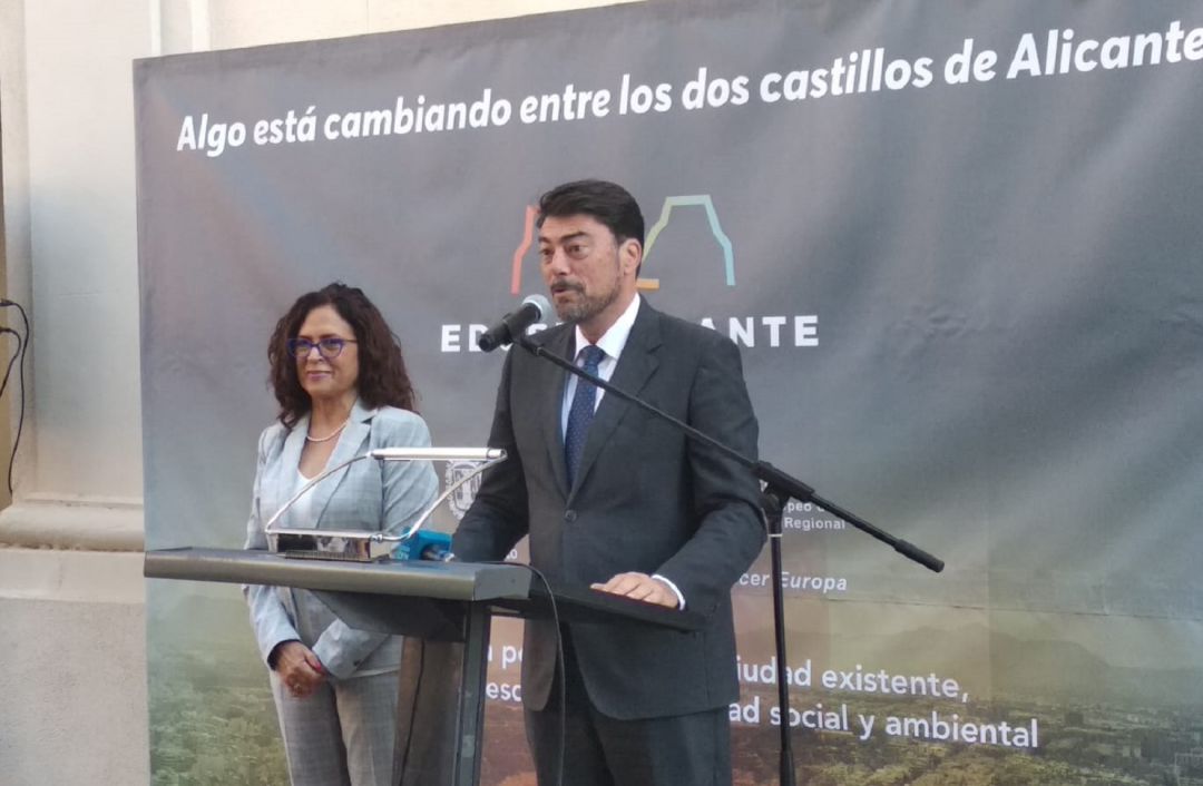 El alcalde inaugura la nueva oficina de la EDUSI en Alicante