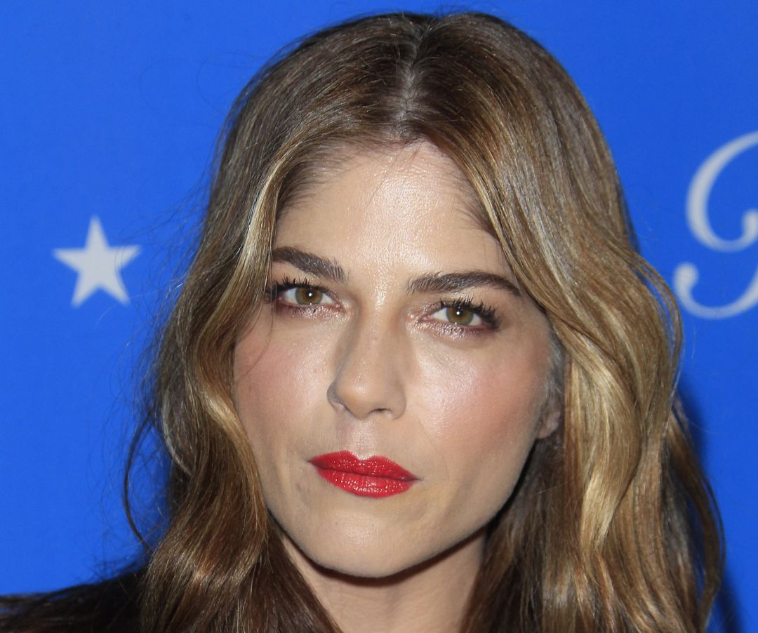 La actriz Selma Blair revela que tiene esclerosis múltiple ...
