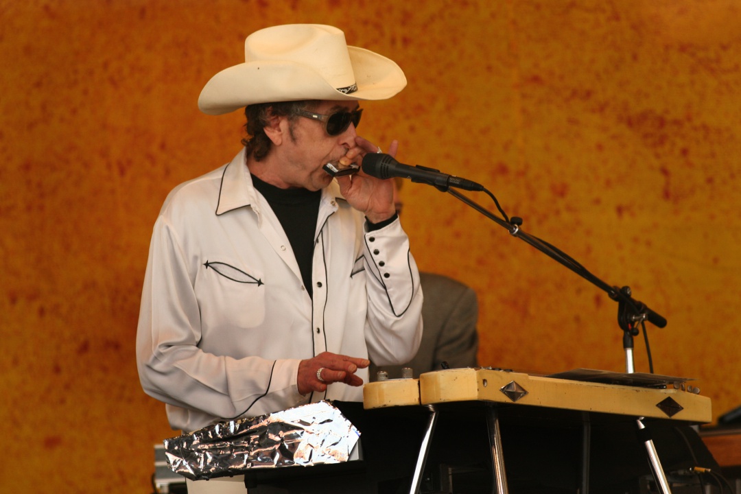 Bob Dylan durante una actuación en Nueva Orleans en 2006