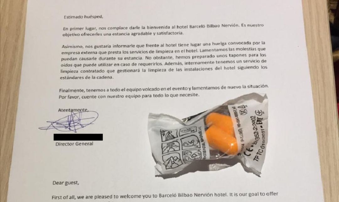 Uno de los hoteles en huelga ofrece a sus clientes tapones 