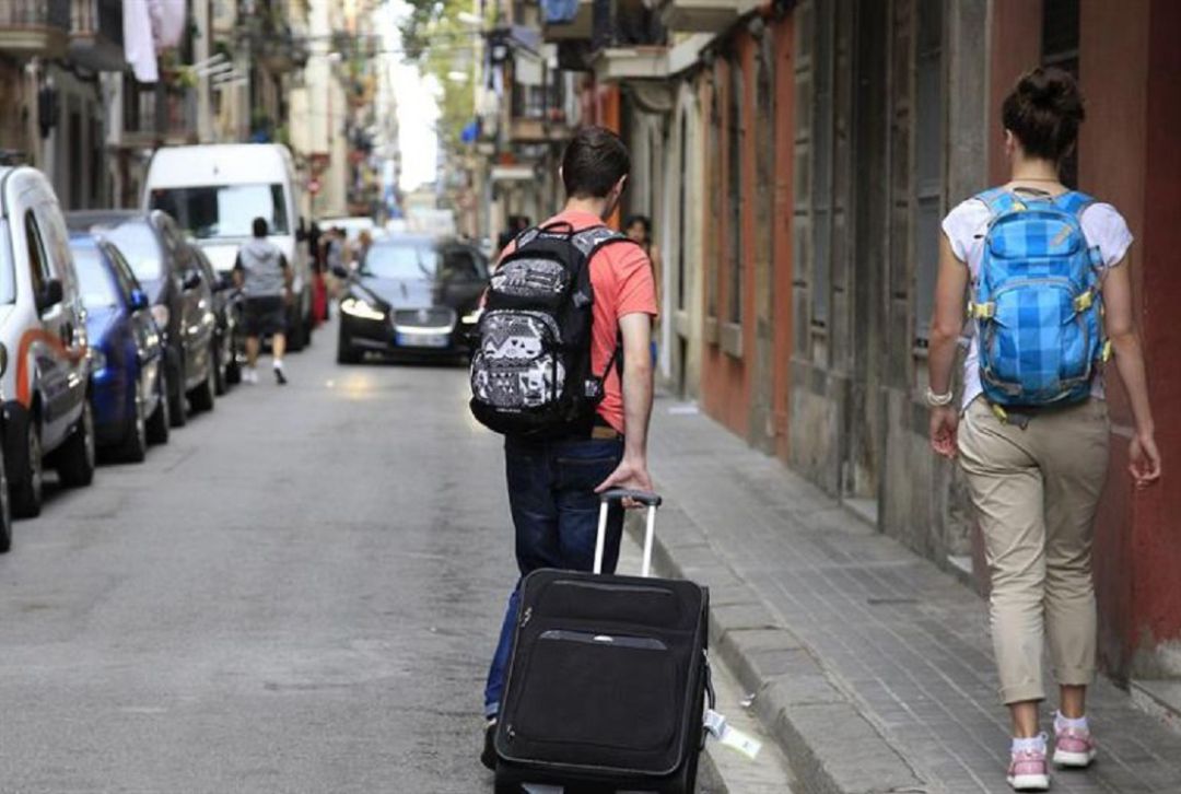 Los ayuntamientos podrán elegir si aplican o no la tasa turística del Gobierno vasco