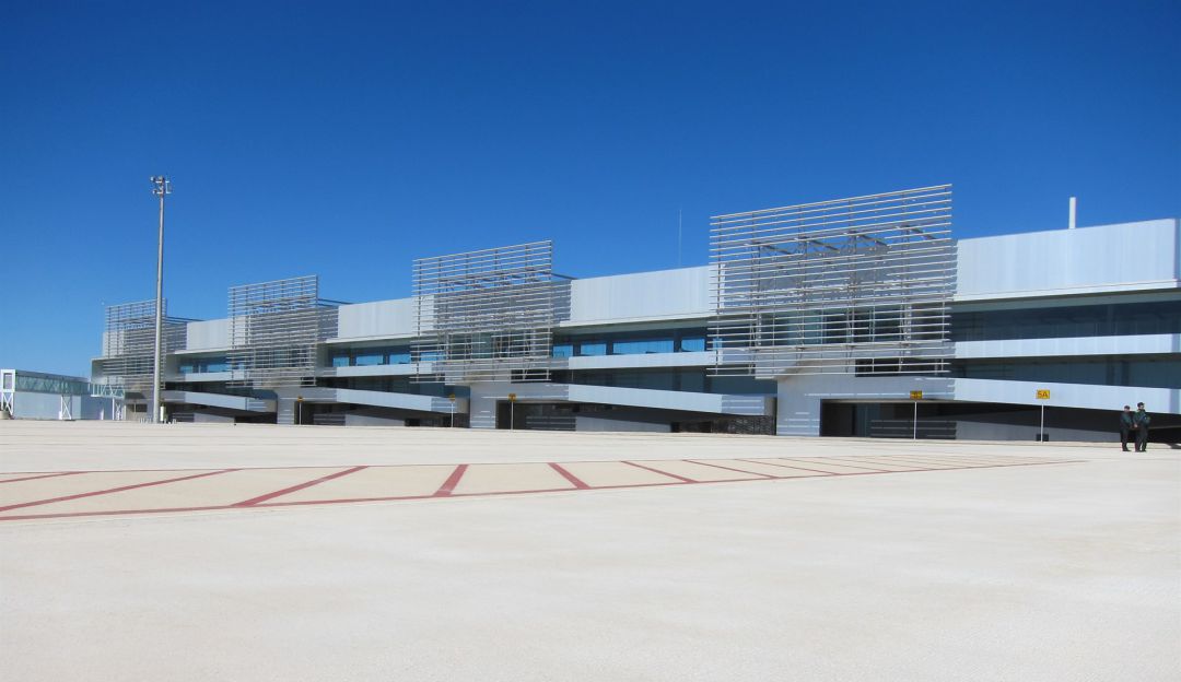 El aeropuerto de Corvera enlazará la Región con 12 destinos de 3 países ...