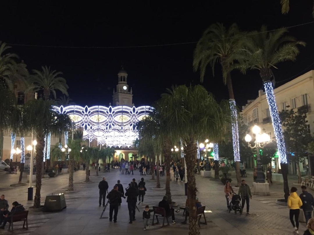 Cádiz Se Ilumina Por Navidad Radio Cádiz Hora 14 Cádiz Cadena Ser 1247