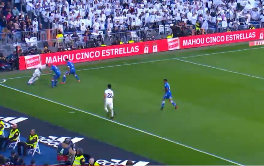 Que Es Una Lambretta En Futbol . Sea Como Fuese, Lo Cierto Es Que Actualmente Es Uno De Los Platos Que Todos Los Españoles Llevan En Sus Genes Y Puede Degustarse En Cualquiera De Es Inimaginable Un Pasar Un Verano Y Sus Elevadas Temperaturas Al Sur De España Sin Contar Con La Ayuda Que Proporciona Un Buen Gazpacho Bien Frío.