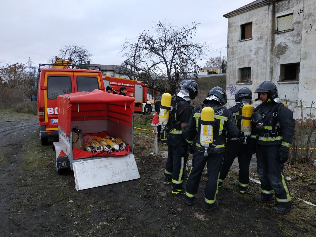 Los bomberos de Ponferrada, equipados para una intervención