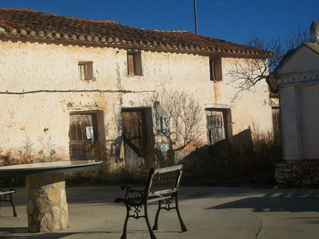 VALL D'ALBA: El Ayuntamiento de Vall d'Alba da de baja del censo municipal a cerca de 150 personas