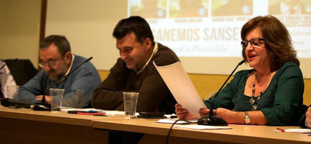 Jussara Malvar junto a Javier Heras en una rueda de prensa de Ganemos Sanse