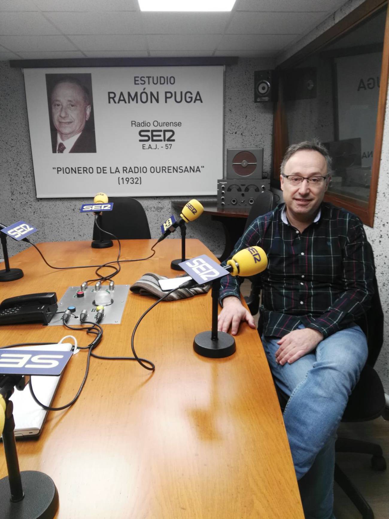 PSdeG- PSOE: F. Rivera: "Baltar vén afogando ós alcaldes que non son do PP": F. Rivera: "Baltar ...