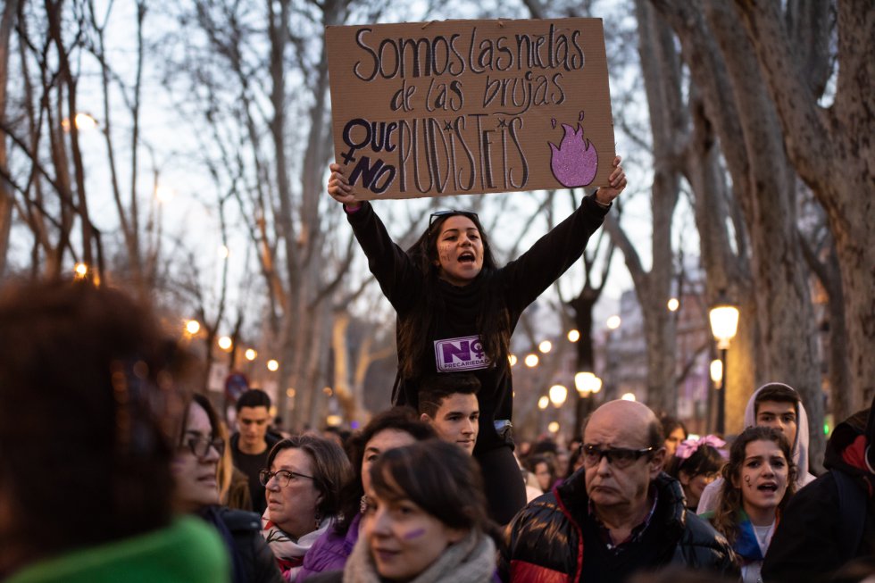 Varios de los mensajes que se han podido leer en las marchas feministas en España Varios de los mensajes que se han podido leer en las marchas feministas en España