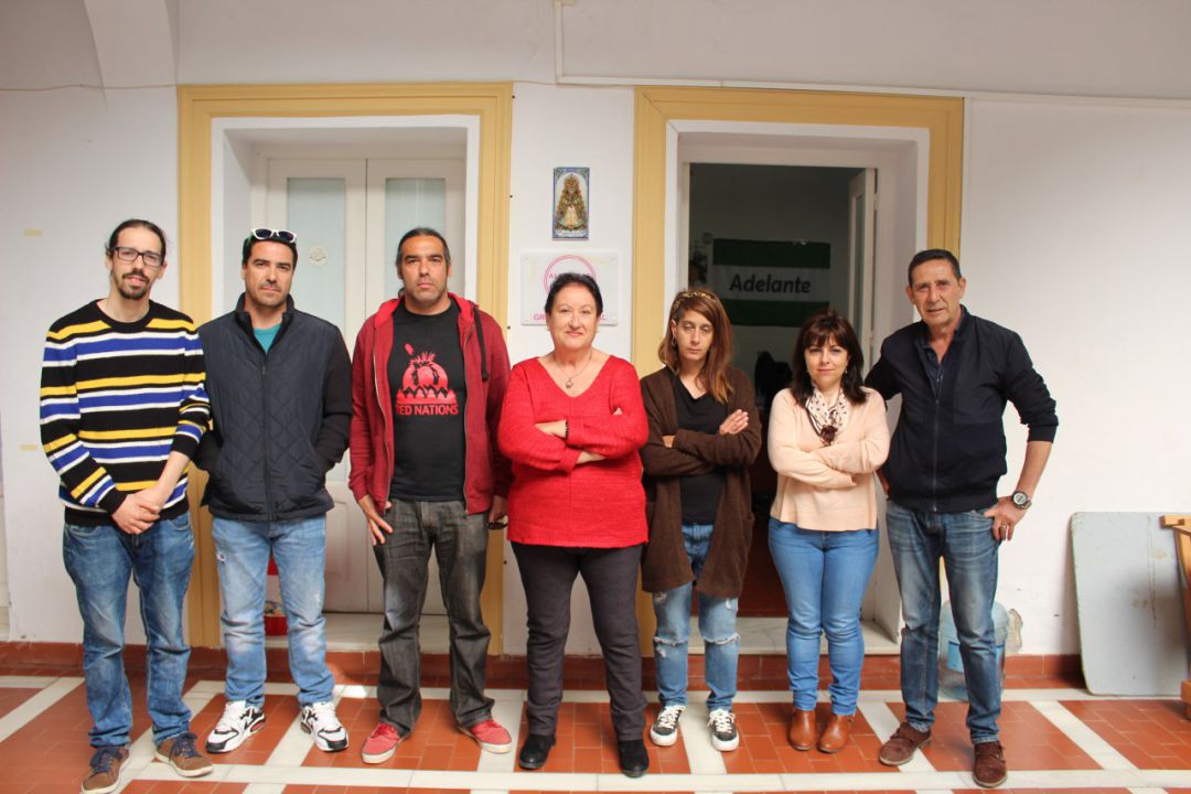Reunión de representantes de los trabajadores con miembros de Adelante Algeciras 