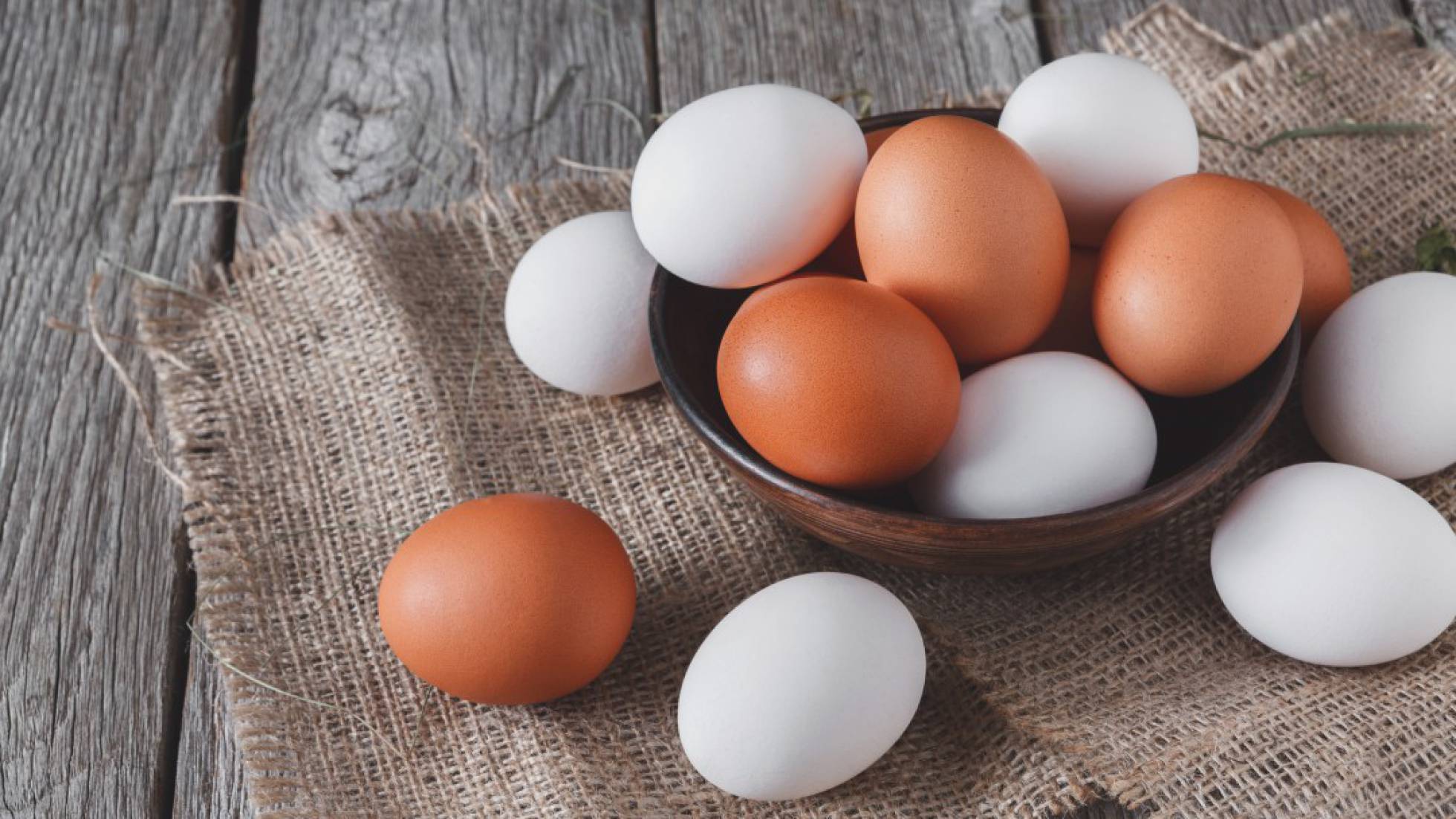 Маркировка яиц куриных что означает. Как правильно выбрать яйцо. Категории яиц куриных с0. Как правильно выбрать яйцо. Коричневое яйцо.