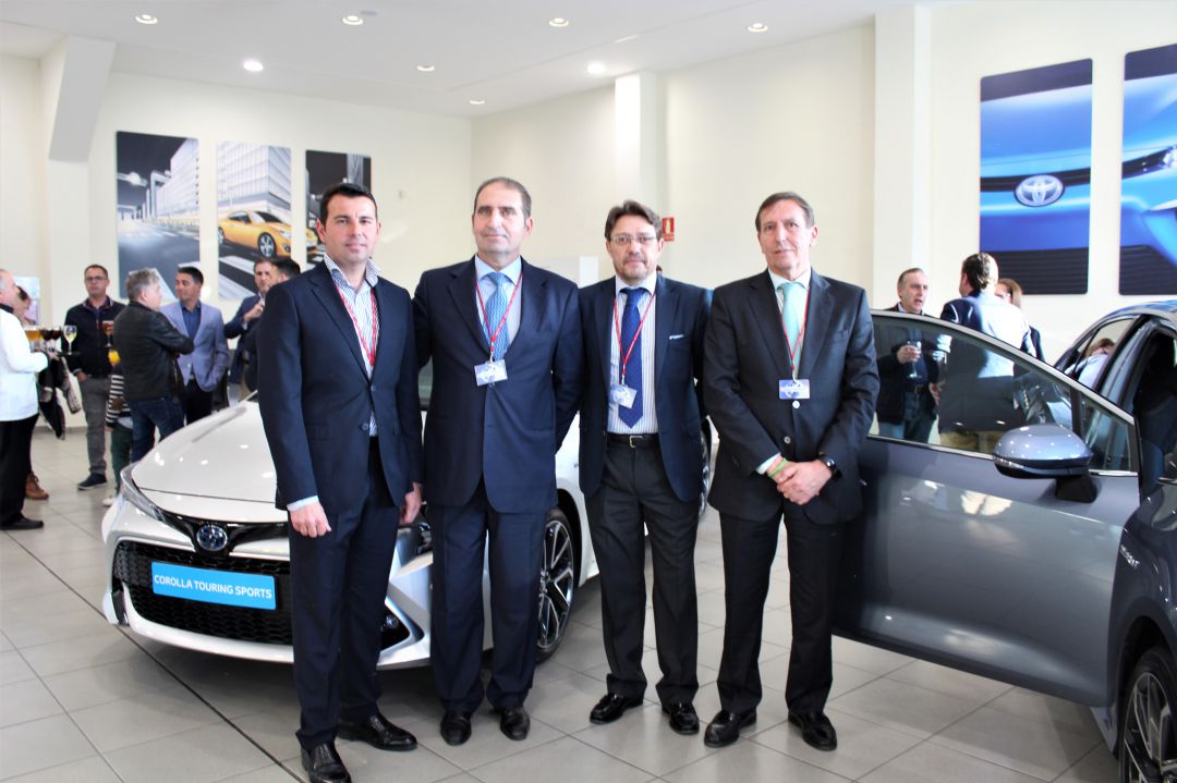 Toyota Huelva presenta la nueva familia Toyota Corolla en su sede