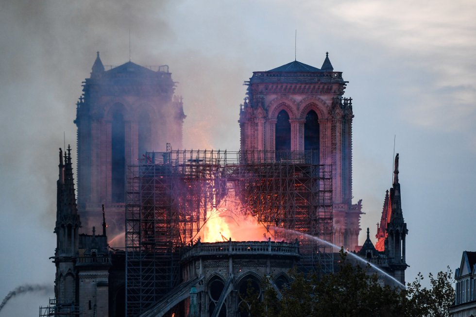 Millones de niños (y adultos) de todo el mundo conocieron la catedral de Notre Dame gracias a El jorobado de Notre Dame Millones de niños (y adultos) de todo el mundo conocieron la catedral de Notre Dame gracias a El jorobado de Notre Dame