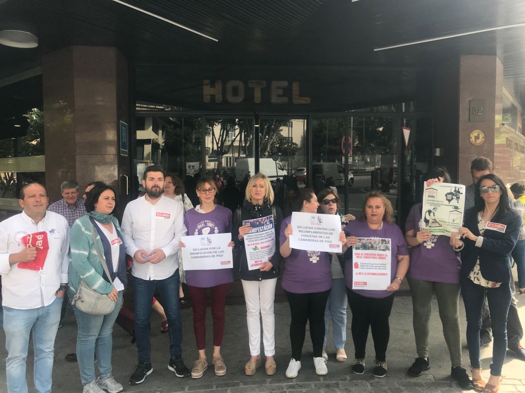 Huelga Indefinida De Las Camareras De Piso De Un Hotel De La Capital Radio Jaen Cadena Ser